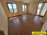 Edremit Kadıköy`de Kiralık 2+1 Arakat Daire Asansörlü